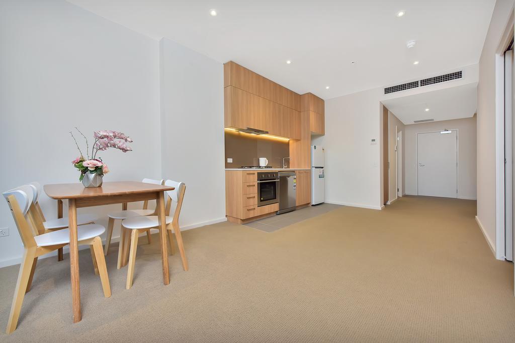 Vision On Morphett Adelaide Central Ngoại thất bức ảnh
