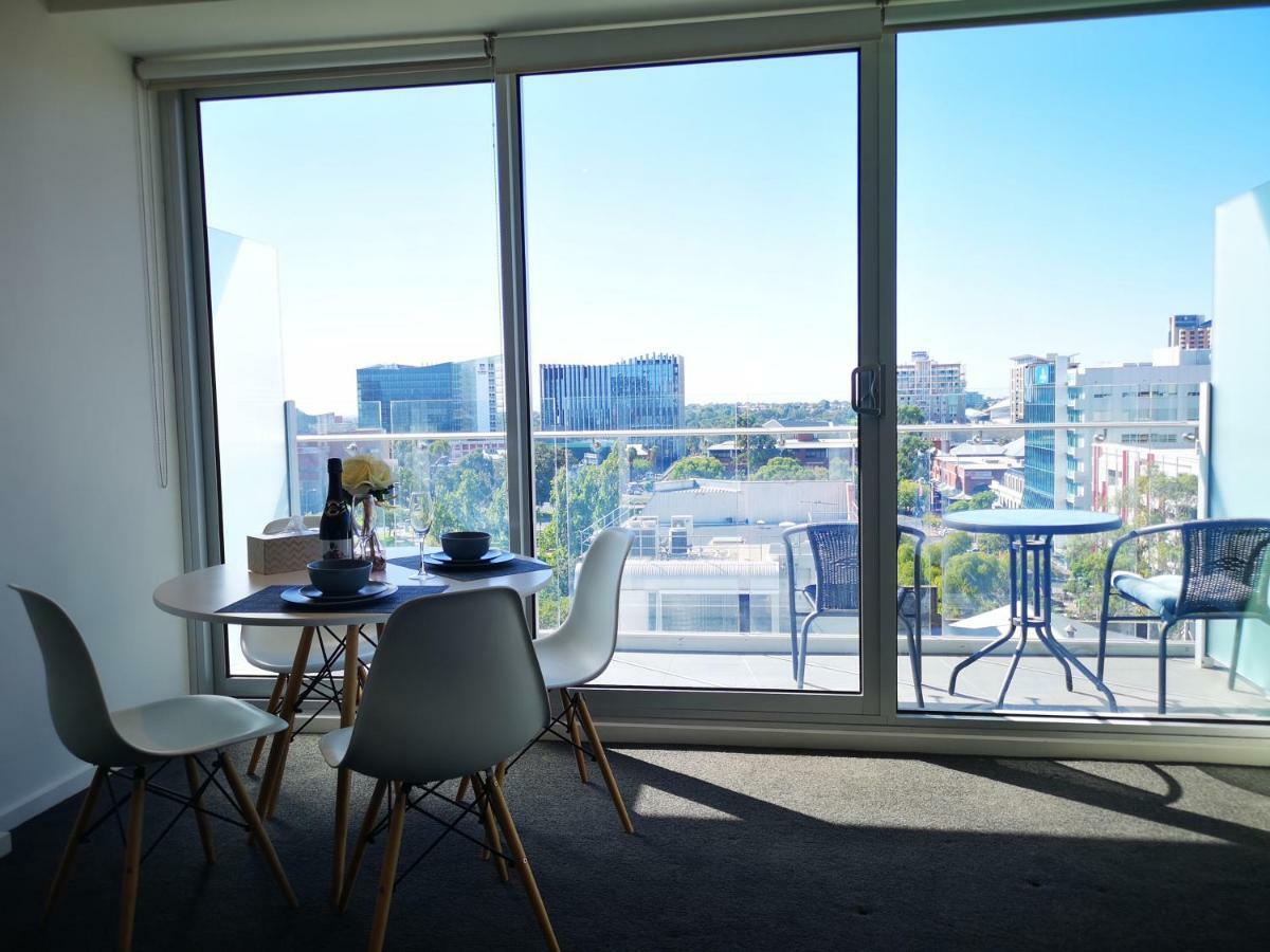 Vision On Morphett Adelaide Central Ngoại thất bức ảnh