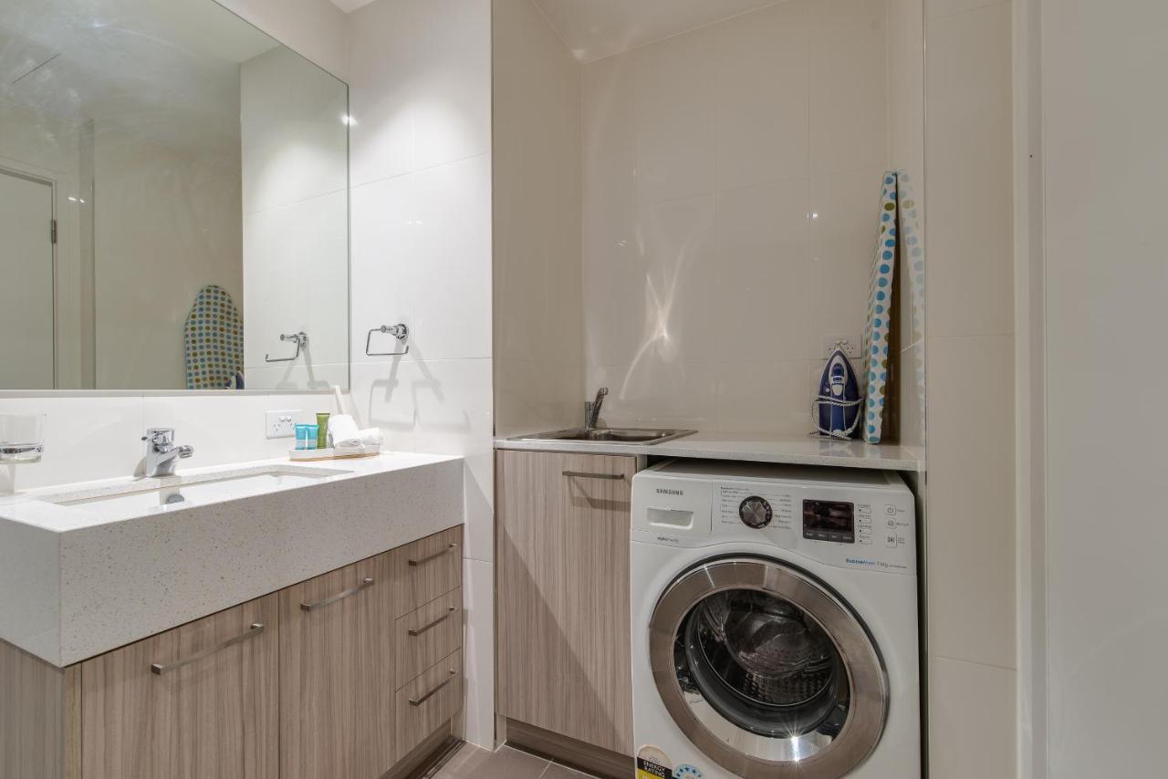 Vision On Morphett Adelaide Central Ngoại thất bức ảnh