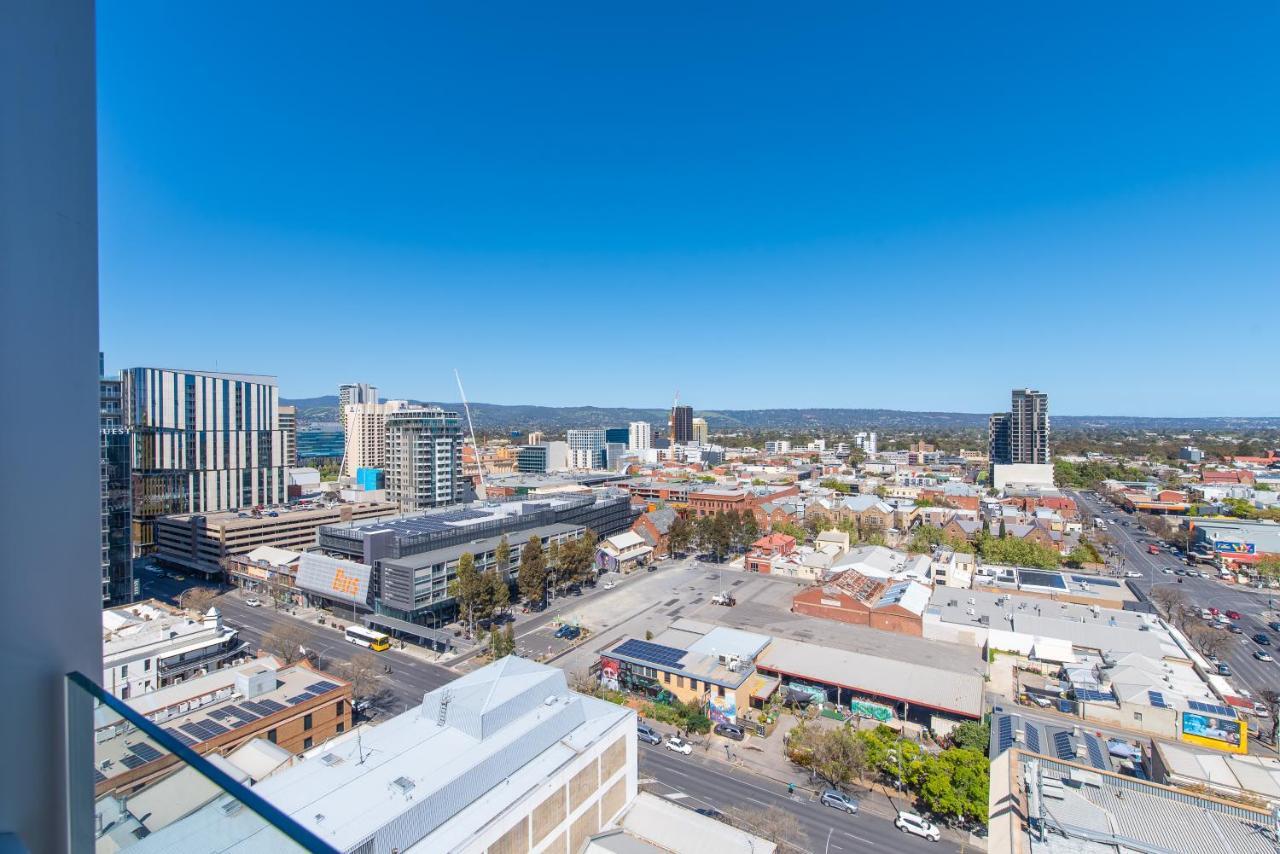 Vision On Morphett Adelaide Central Ngoại thất bức ảnh