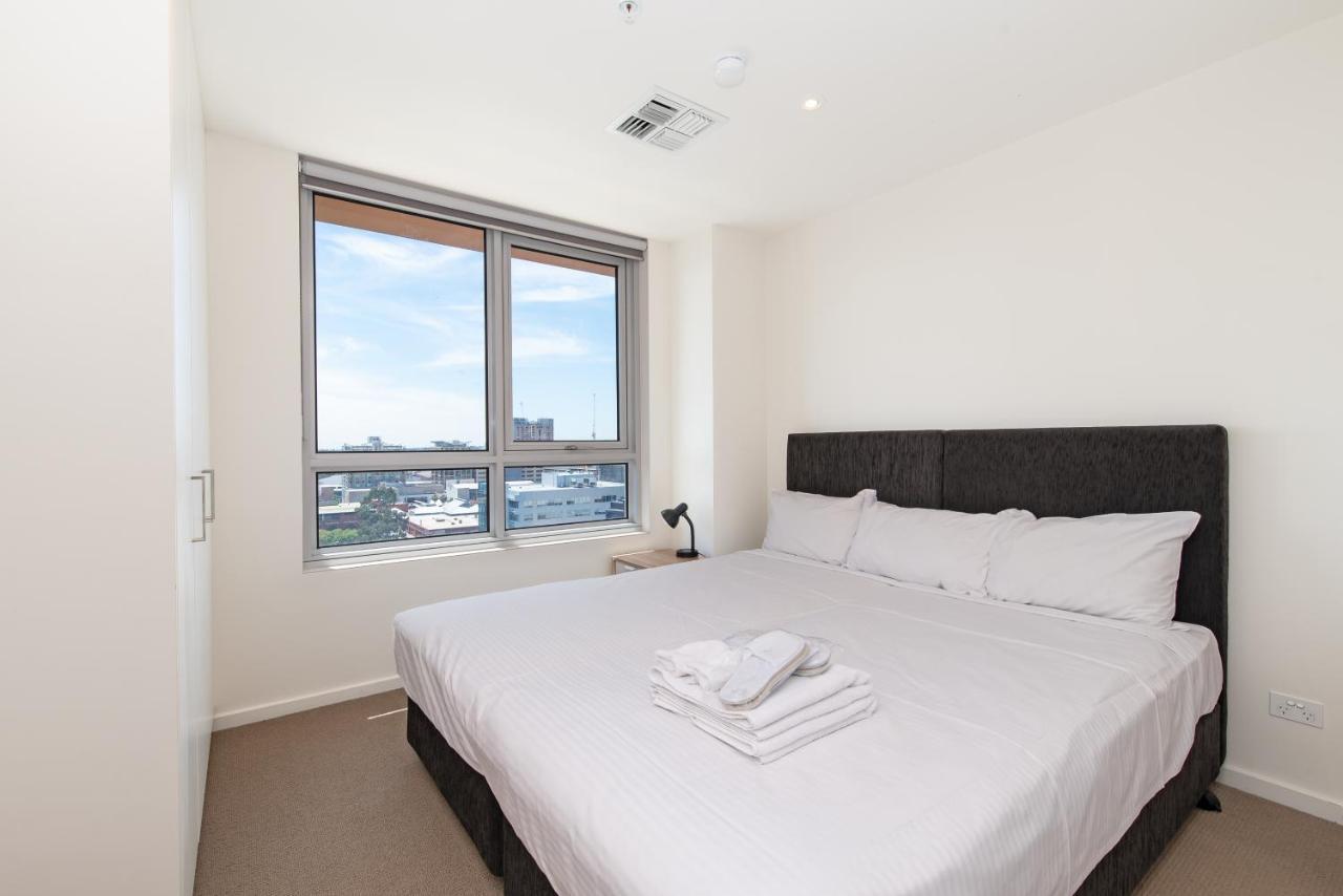 Vision On Morphett Adelaide Central Ngoại thất bức ảnh